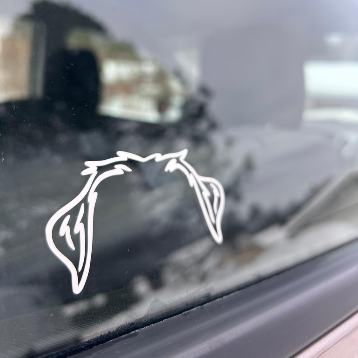 VINYYLITARRA - custom korvakuvitus 8cm