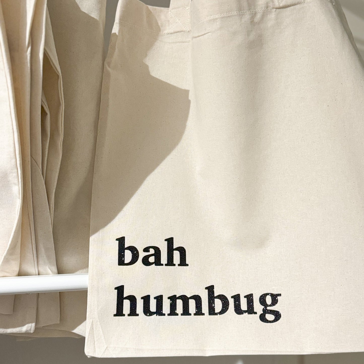 KANGASKASSI - glitter "bah humbug"