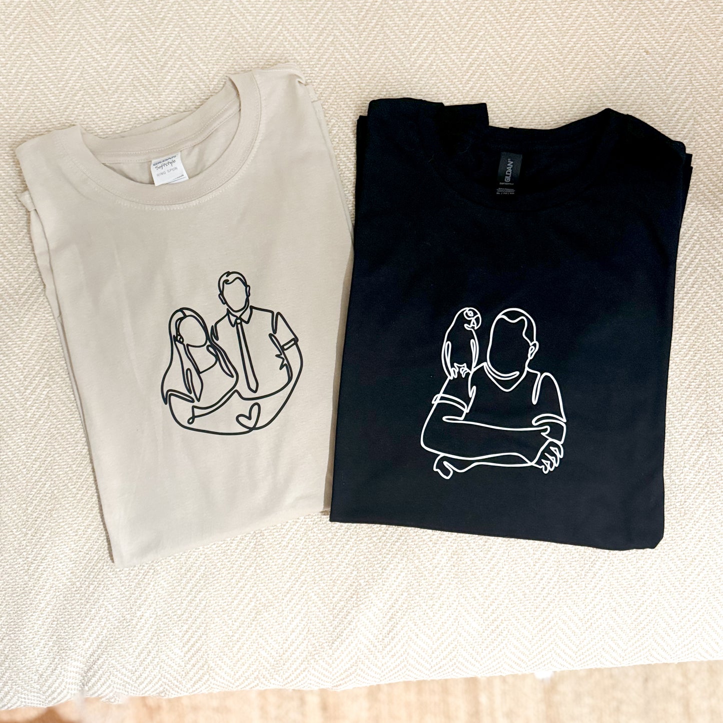 T-PAITA - custom one line kuvalla