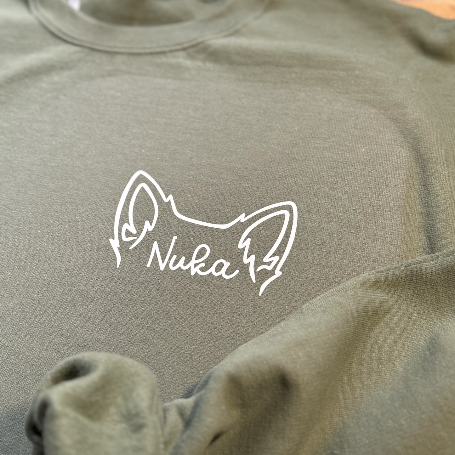 COLLEGE - custom korvakuvituksella